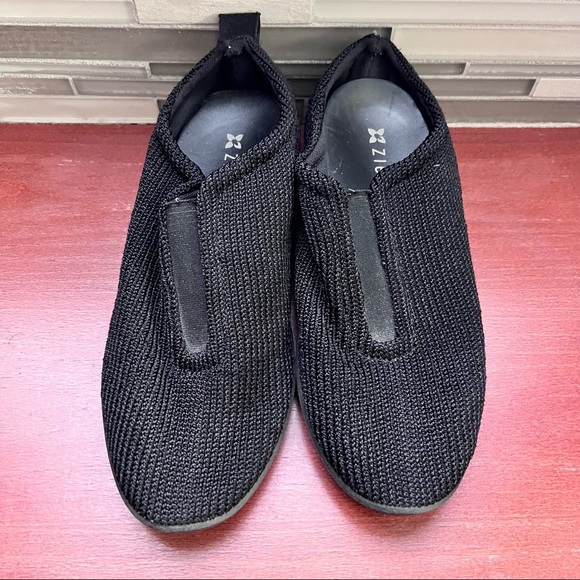 Arcopedico Size 39 Made in Portugal insoles replaced with comfortable thick ones - Picture 1 of 7